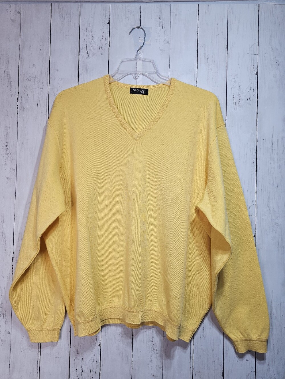 St. Croix Men's Yellow V-Neck 100% Wool Long Sleeve Sweater Size XXL.